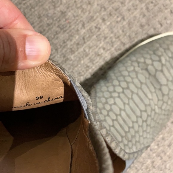 Joie Kidmore Animal Print Slip On Sneakers - stylish and comfortable! - Picture 5 of 6